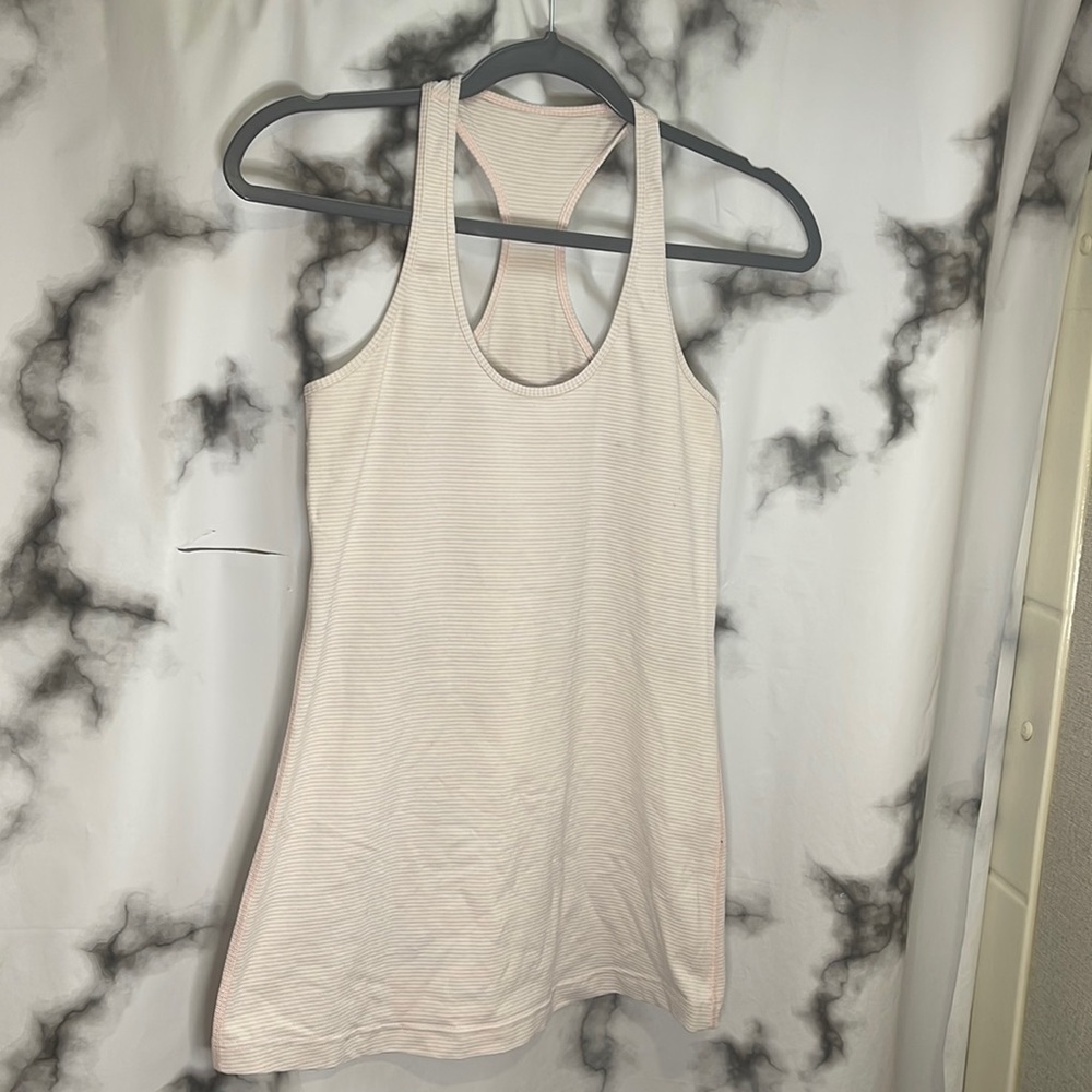 Lululemon tank